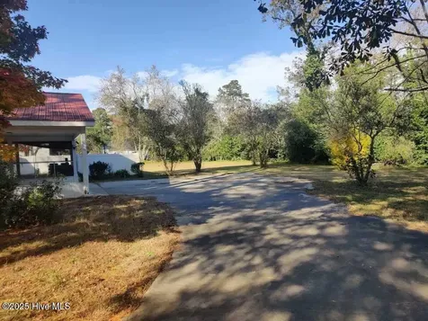 33 Gapway Road Fair Bluff NC 28439