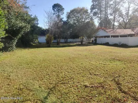 33 Gapway Road Fair Bluff NC 28439