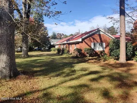 33 Gapway Road Fair Bluff NC 28439