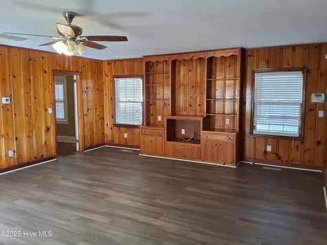 33 Gapway Road Fair Bluff NC 28439