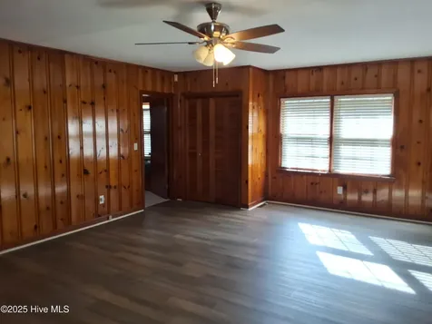33 Gapway Road Fair Bluff NC 28439