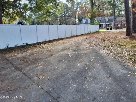 33 Gapway Road Fair Bluff NC 28439