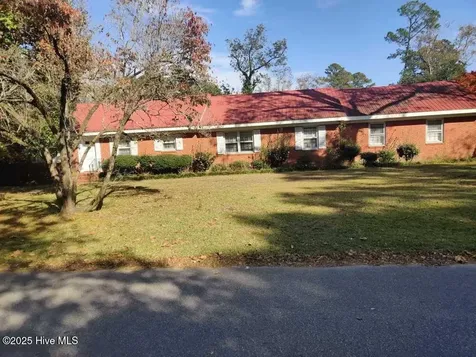 33 Gapway Road Fair Bluff NC 28439