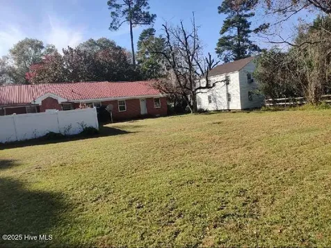 33 Gapway Road Fair Bluff NC 28439