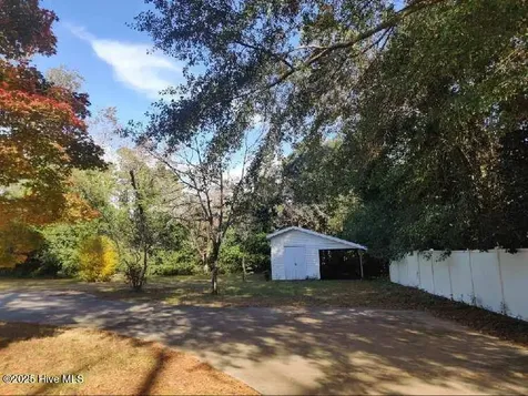 33 Gapway Road Fair Bluff NC 28439