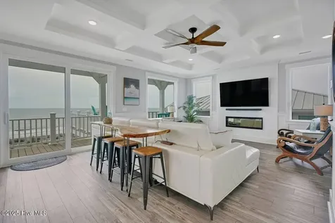 4005 E Beach Drive Oak Island NC 28465