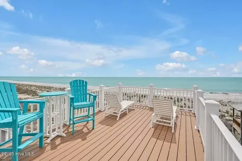 4005 E Beach Drive Oak Island NC 28465