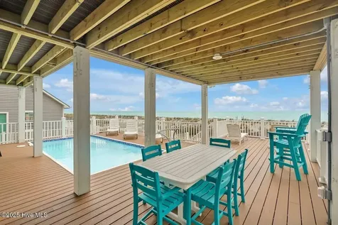 4005 E Beach Drive Oak Island NC 28465