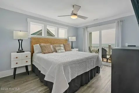 4005 E Beach Drive Oak Island NC 28465