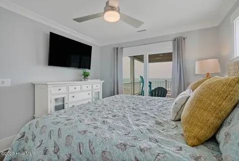 4005 E Beach Drive Oak Island NC 28465