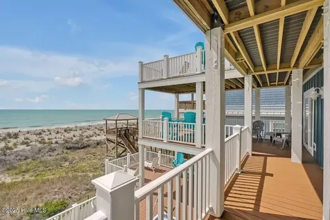 4005 E Beach Drive Oak Island NC 28465