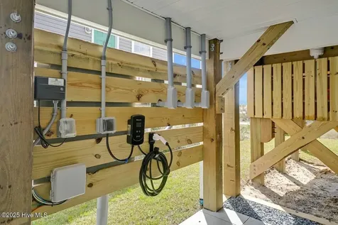 4005 E Beach Drive Oak Island NC 28465
