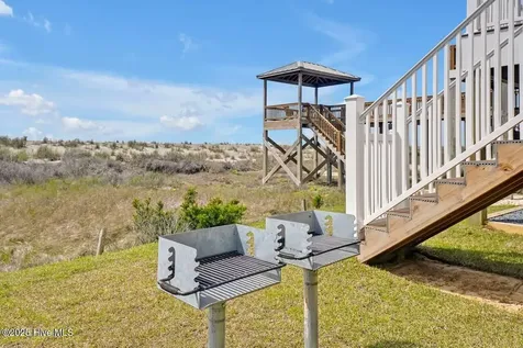 4005 E Beach Drive Oak Island NC 28465