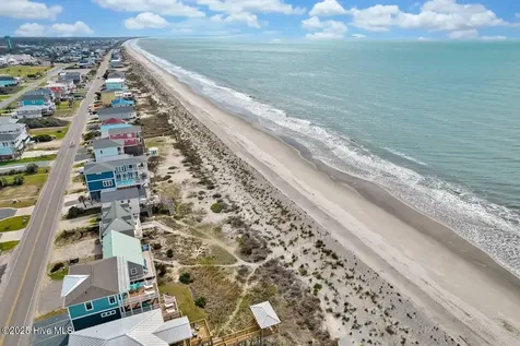 4005 E Beach Drive Oak Island NC 28465