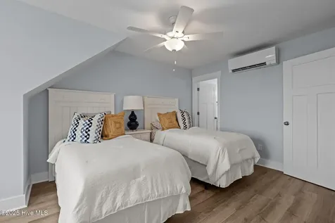 200 Olde Towne Yacht Club Drive Beaufort NC 28516