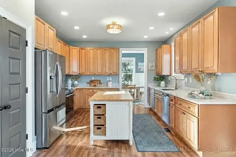 306 Joan Court Beaufort NC 28516