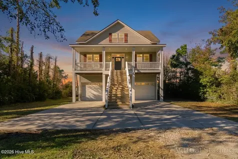 306 Joan Court Beaufort NC 28516