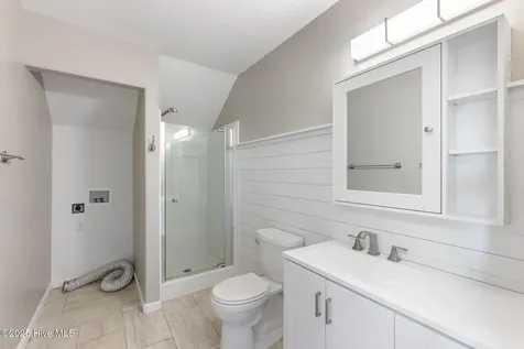 306 Joan Court Beaufort NC 28516
