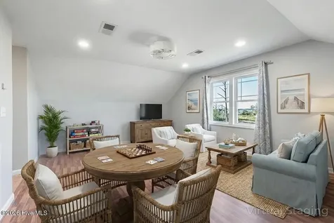 306 Joan Court Beaufort NC 28516