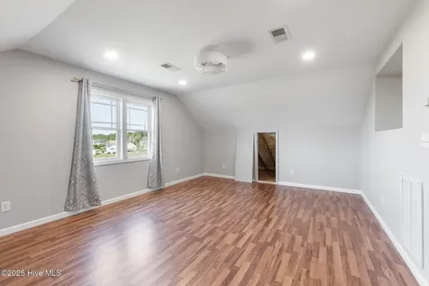 306 Joan Court Beaufort NC 28516