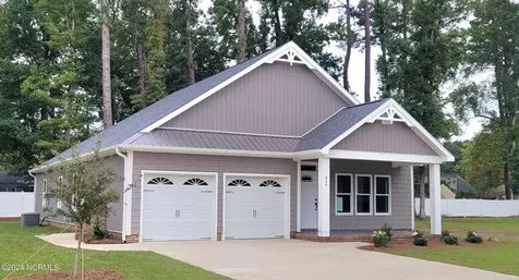 12 Paddington Way Trent Woods NC 28562