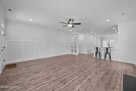 12 Paddington Way Trent Woods NC 28562