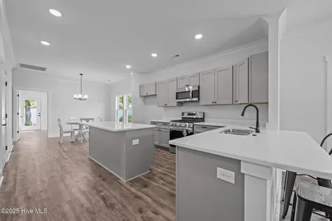 12 Paddington Way Trent Woods NC 28562