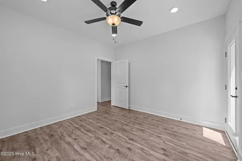 12 Paddington Way Trent Woods NC 28562
