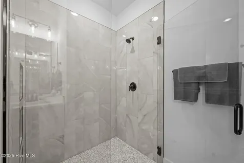 12 Paddington Way Trent Woods NC 28562