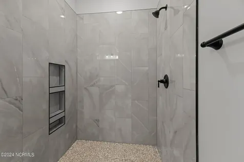 12 Paddington Way Trent Woods NC 28562