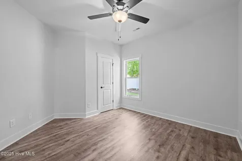12 Paddington Way Trent Woods NC 28562