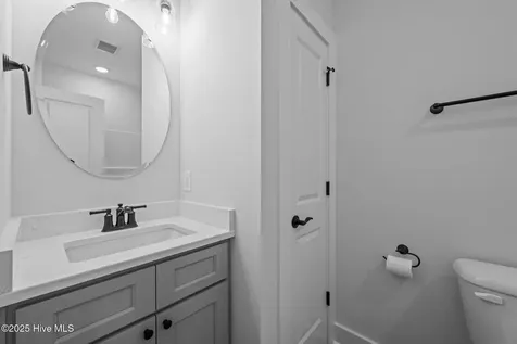 12 Paddington Way Trent Woods NC 28562