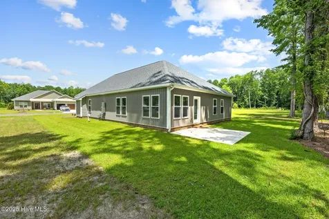12 Paddington Way Trent Woods NC 28562
