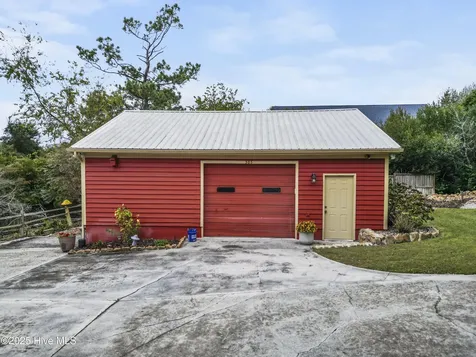 303 Live Oak Street Emerald Isle NC 28594