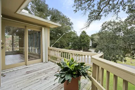 303 Live Oak Street Emerald Isle NC 28594