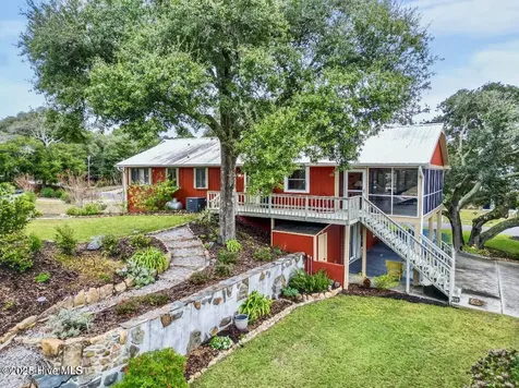 303 Live Oak Street Emerald Isle NC 28594