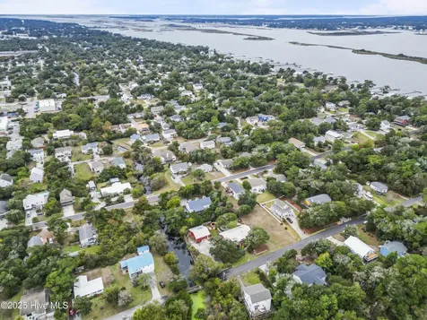 303 Live Oak Street Emerald Isle NC 28594
