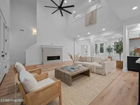 135 Indian Trail Beaufort NC 28516