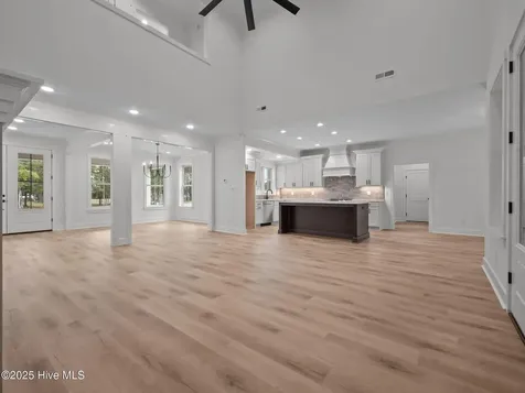 135 Indian Trail Beaufort NC 28516