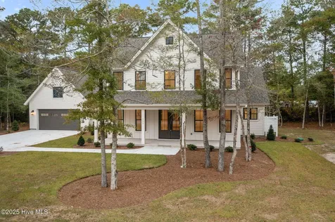 135 Indian Trail Beaufort NC 28516