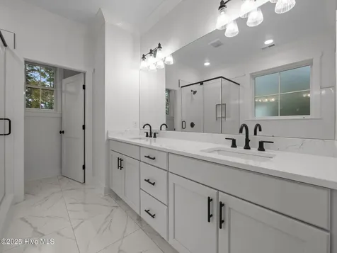 135 Indian Trail Beaufort NC 28516