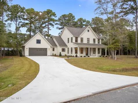 135 Indian Trail Beaufort NC 28516