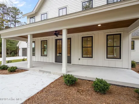 135 Indian Trail Beaufort NC 28516