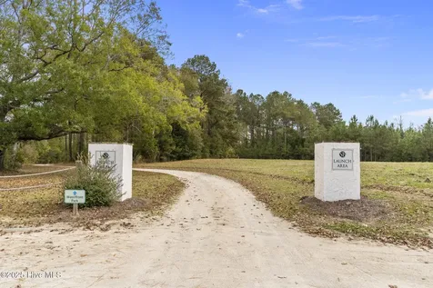 371 John Grissett Drive SW Supply NC 28462