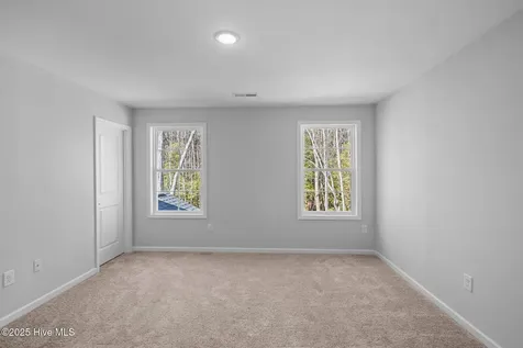 7018 Bayberry Park Drive New Bern NC 28562