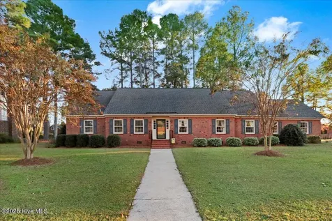 1802 Windsor Road Kinston NC 28504