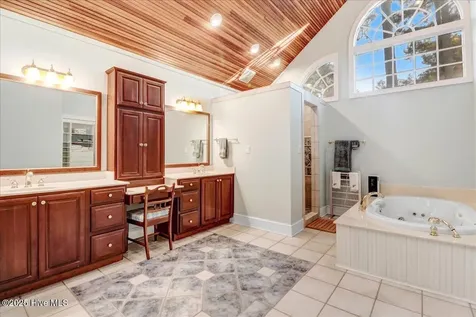 1802 Windsor Road Kinston NC 28504