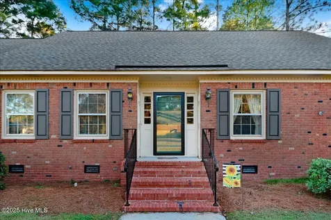1802 Windsor Road Kinston NC 28504