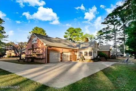 1802 Windsor Road Kinston NC 28504