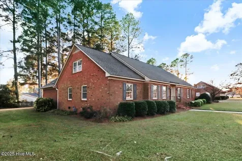 1802 Windsor Road Kinston NC 28504
